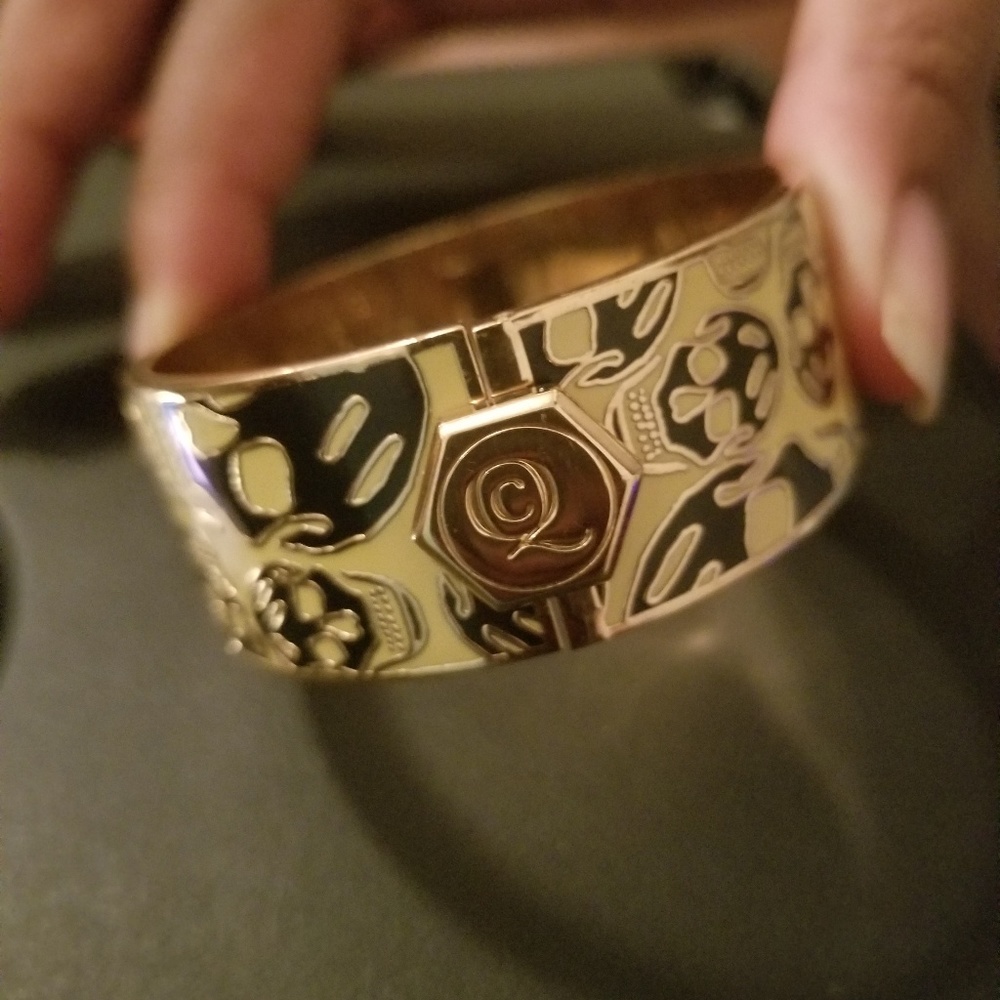 Alexander McQueen Skull Enamel Bangal